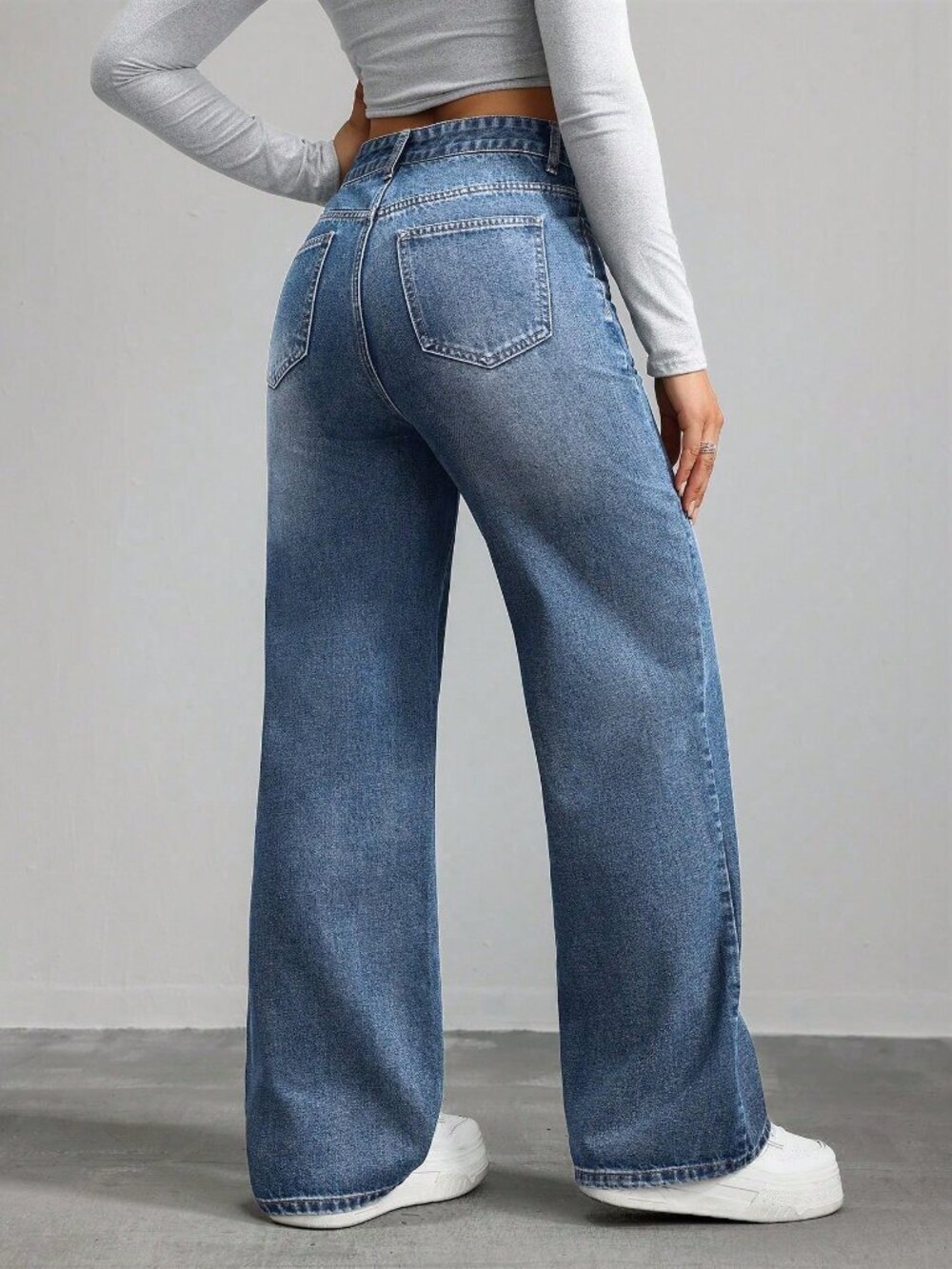 Medium Wash Casual Women's Pocketed Wide Leg Loose Denim Pants - Picture 2 of 5